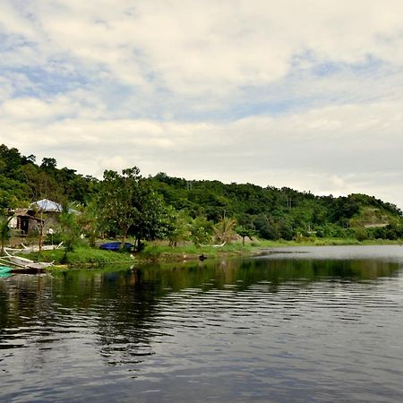 Isla De Oro Hotel Mamburao エクステリア 写真